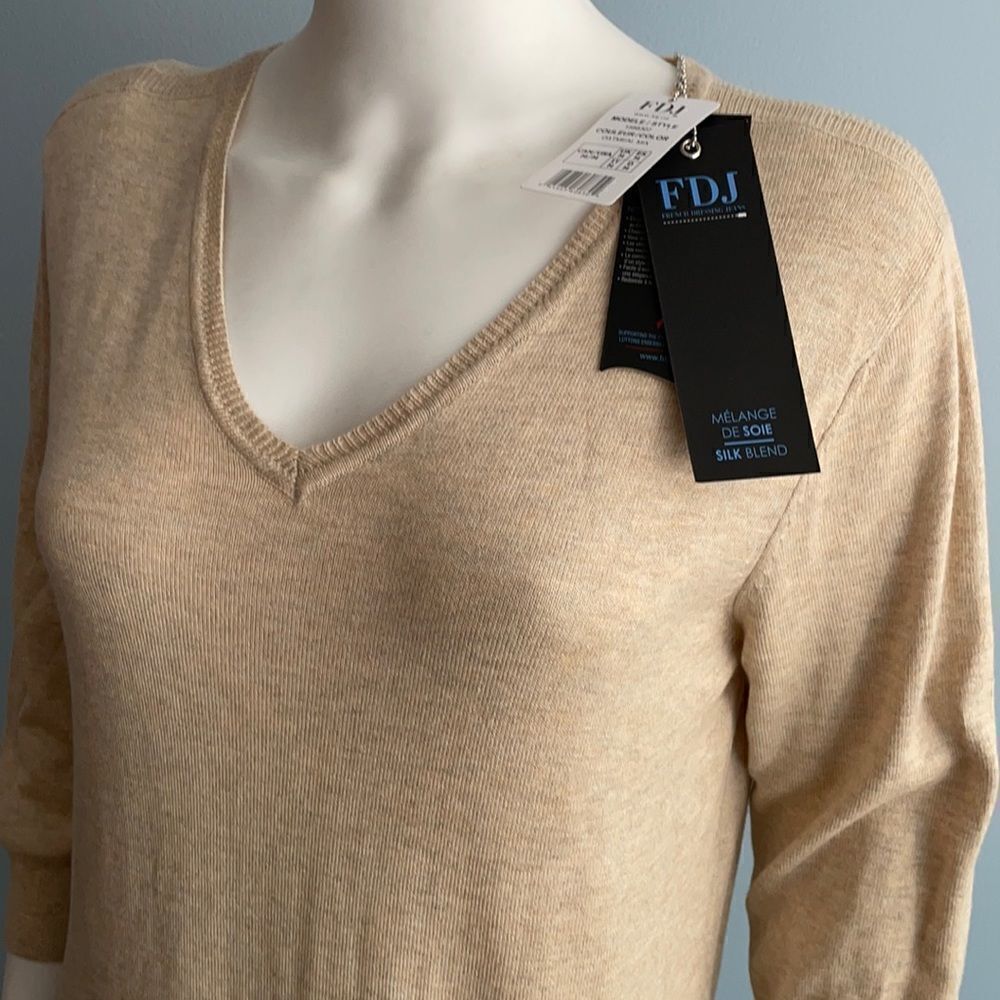 FDJ Oatmeal V Neck Silk Blend Sweater